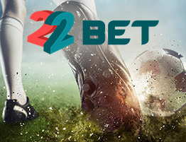 Jalkapallo kohtaus ja 22BET logo.