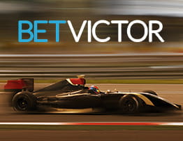 Formula 1 kohtaus ja BetVictor logo.